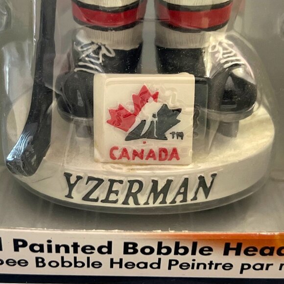 Steve Yzerman Hand Painted Bobblehead by Animation In Motion Collectible Series! - Picture 2 of 6